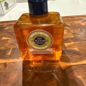 L'OCCITANE Amber Liquid Soap